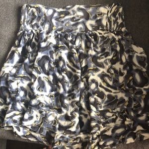 Skirt with pockets !